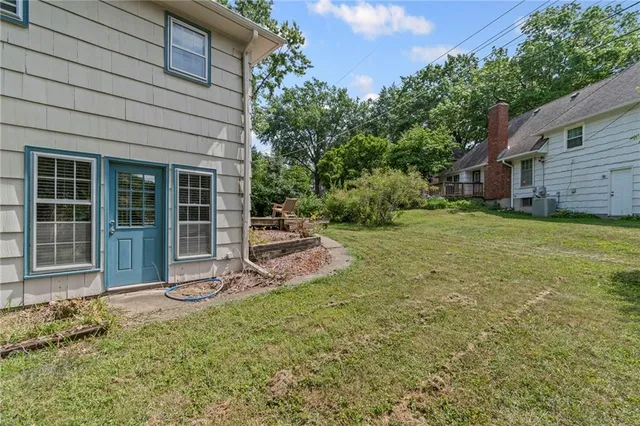 $265,000 | 3407 Birchwood Drive, Kansas City, MO 64137