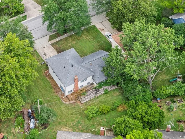 $265,000 | 3407 Birchwood Drive, Kansas City, MO 64137