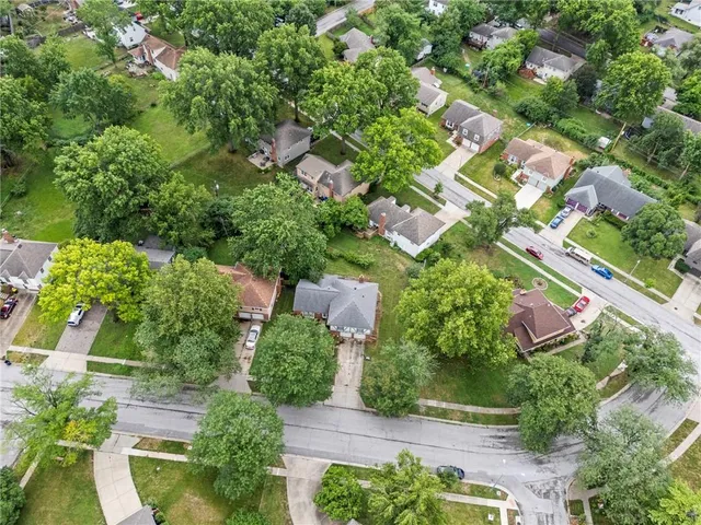 $265,000 | 3407 Birchwood Drive, Kansas City, MO 64137