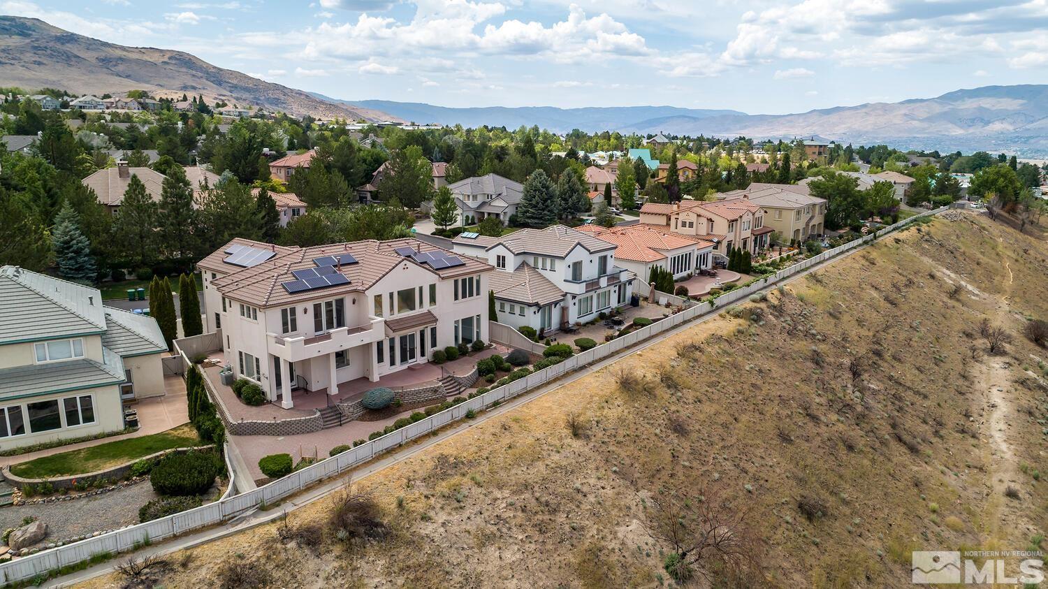 4690 Aberfeldy Road Reno, NV 89519 - Photo 4 of 38 Photo 4