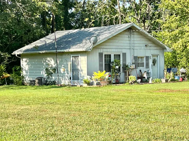 $125,000 | 283 Baughs Drive, Chandler, IN 47610