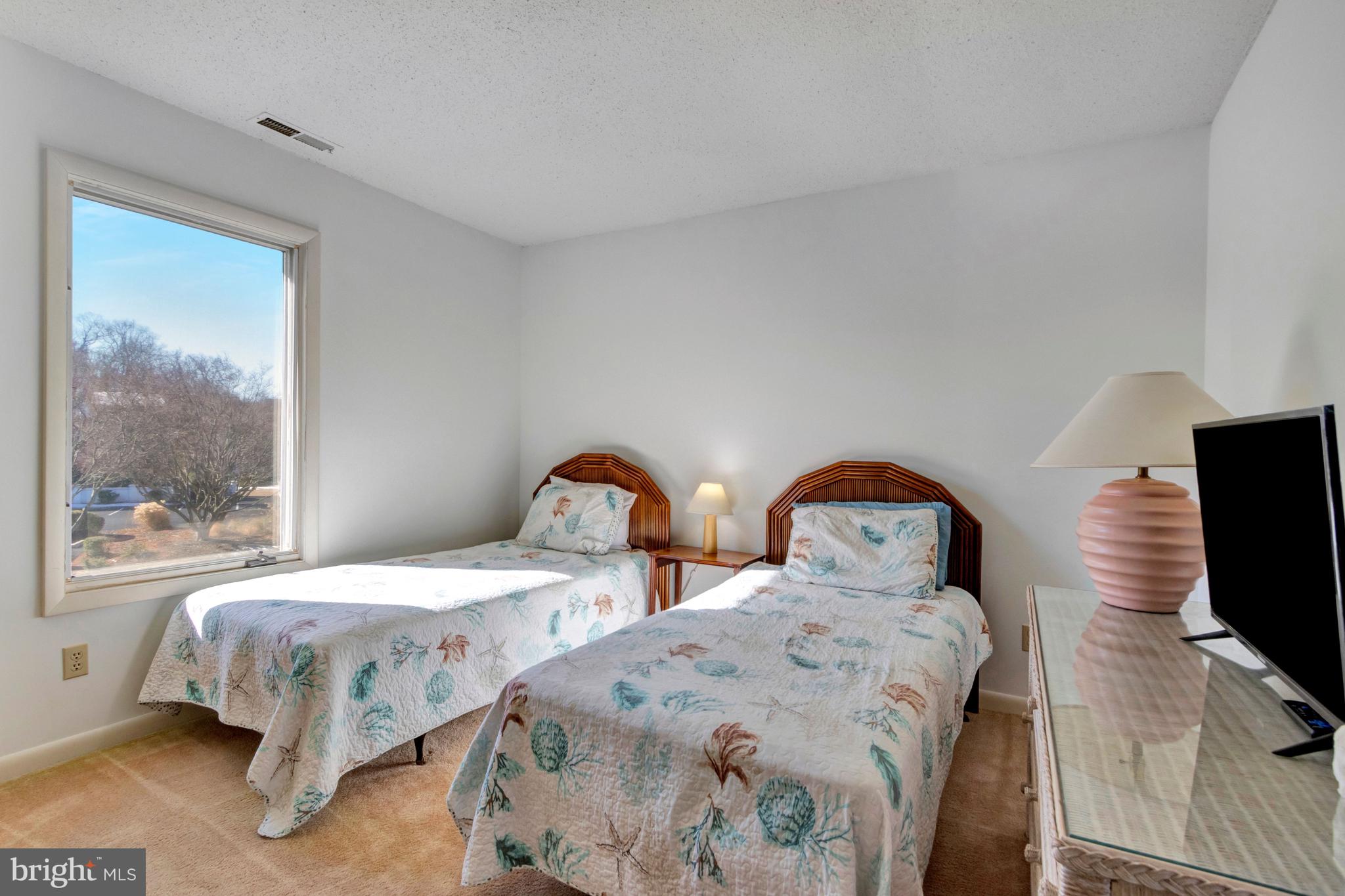 18540 Drayton Hall Road, Unit 6 Lewes, DE 19958 - Photo 27 of 37 Bedroom 3