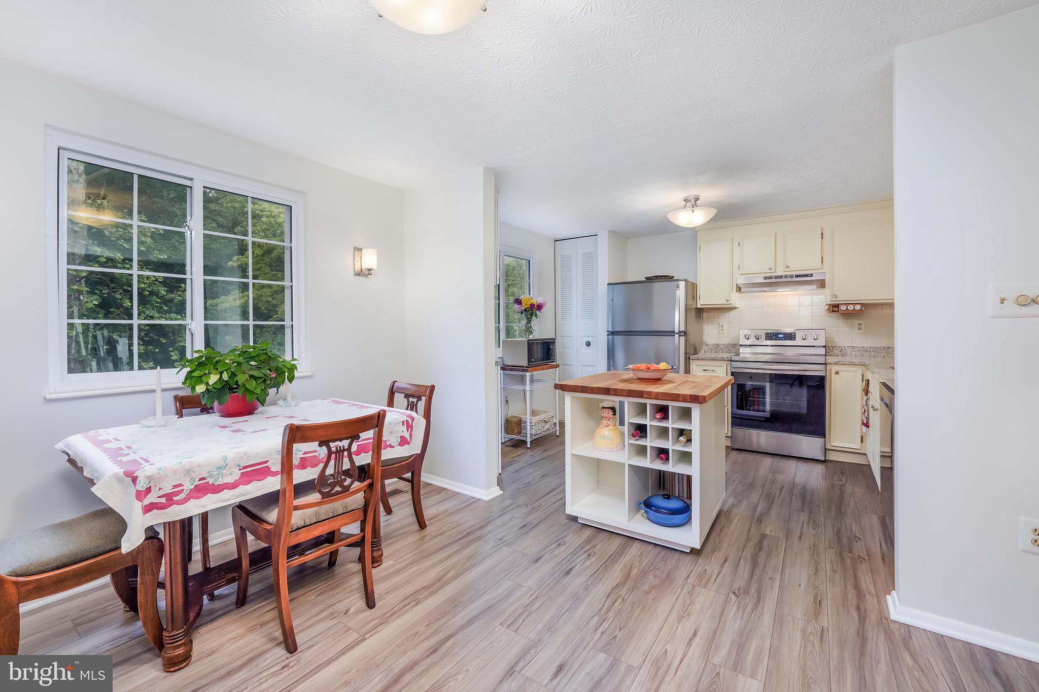 6250 Hillside Road Springfield, VA 22152 - Photo 5 of 27 New LVP flooring