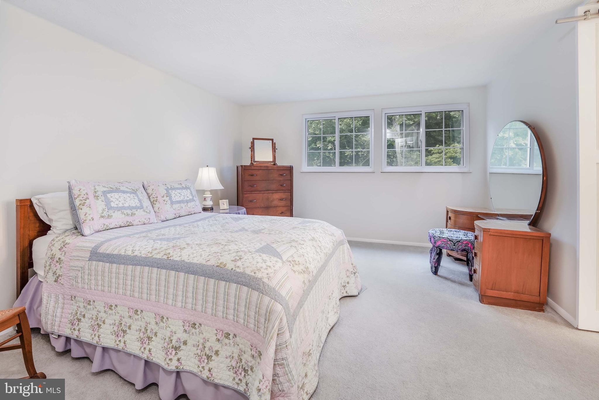 6250 Hillside Road Springfield, VA 22152 - Photo 10 of 27 Pristine primary suite