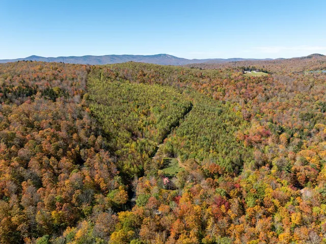 $399,000 | 60 Higley Hill, West Dover, VT 05356