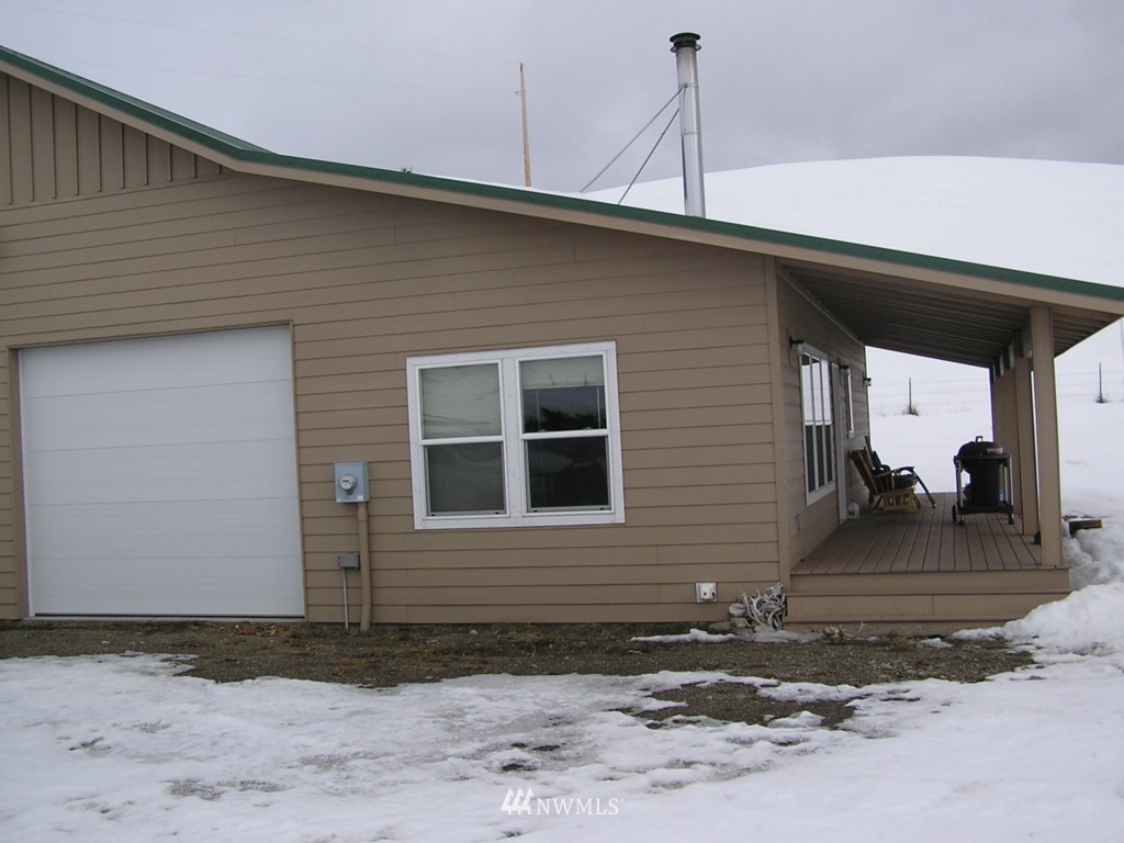 466 Nealey Road Oroville, WA 98844 - Photo 4 of 15 Gallery Image 4