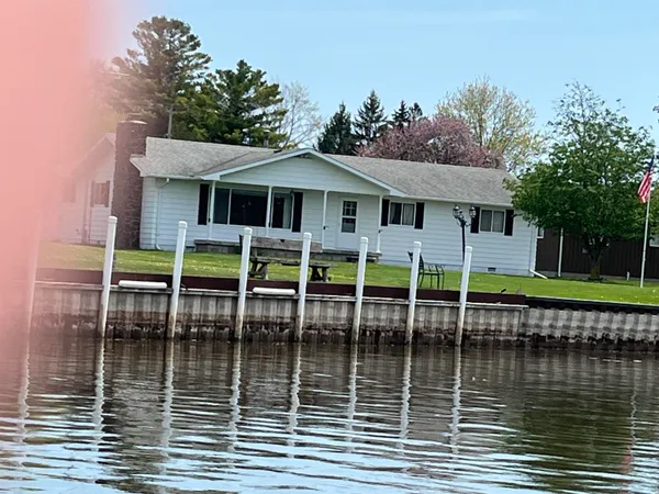 $275,000 | 716 East Allen Court, Au Gres, MI 48703