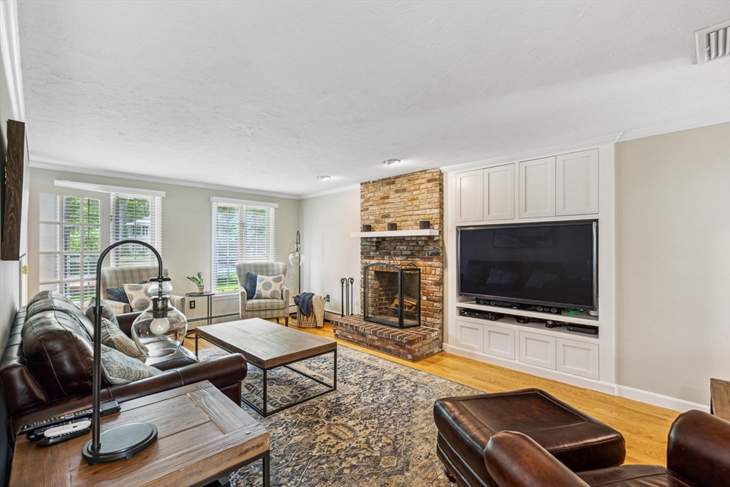 12 Pheasanthill Road Norfolk, MA 02056 - Photo 13 of 42 Gallery Image 13
