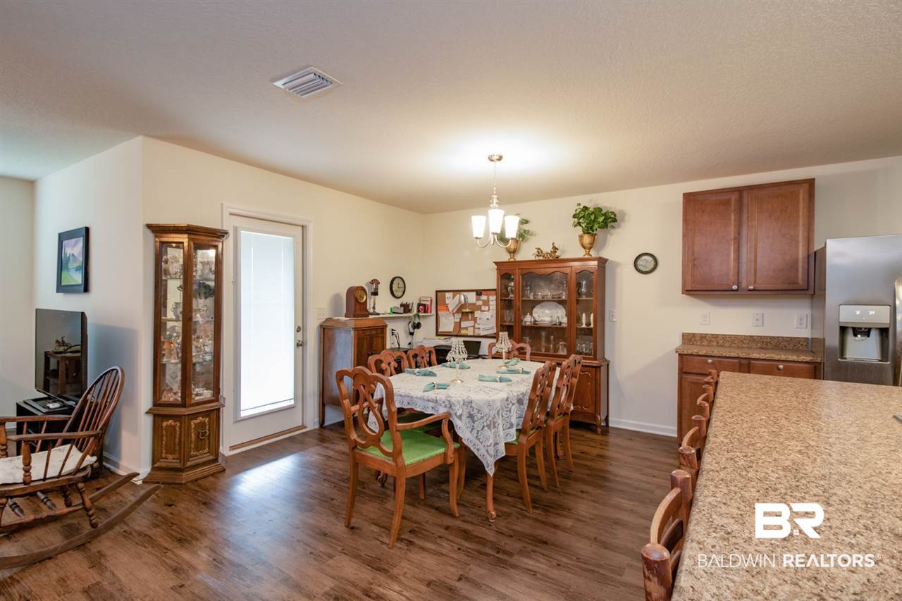 10574 Brodick Loop Daphne, AL 36527 - Photo 7 of 17 Dining