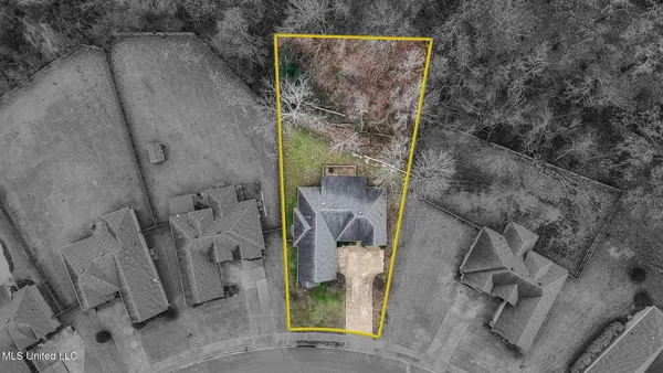 $345,000 | 1770 Robertson Pl Drive, Hernando, MS 38632