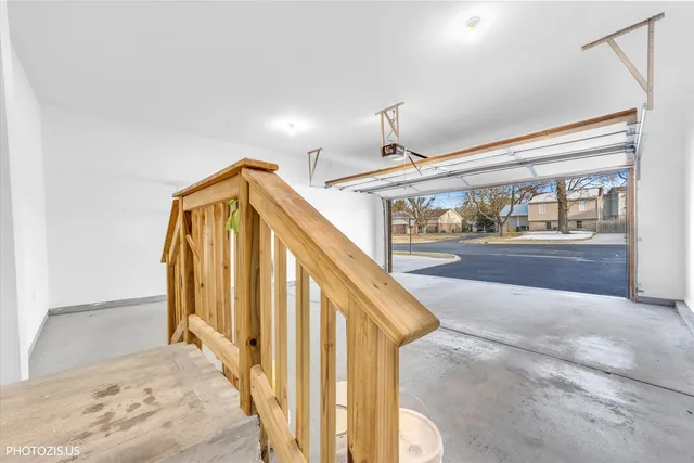 $575,000 | 23974 North Overhill Drive, Lake Zurich, IL 60047