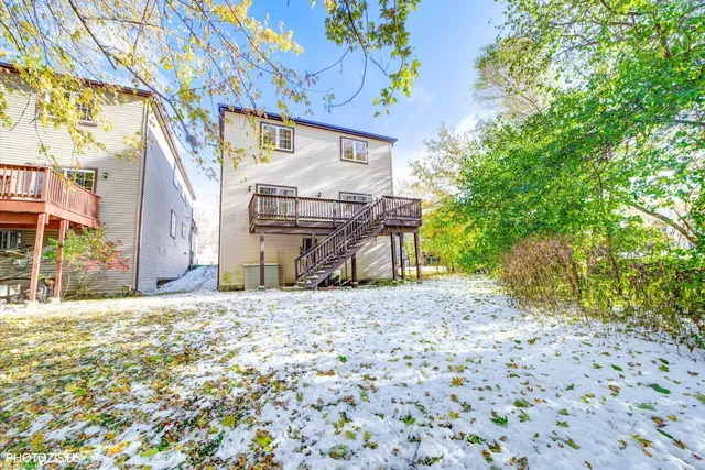 $575,000 | 23974 North Overhill Drive, Lake Zurich, IL 60047