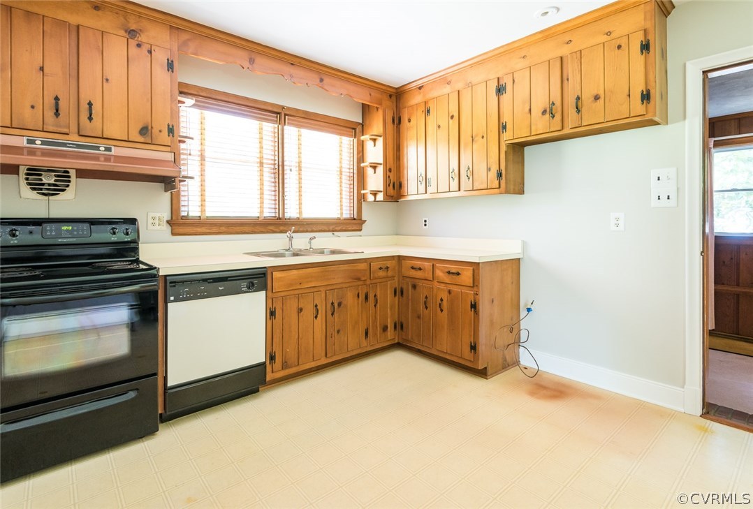 8324 Cherokee Road Richmond, VA 23235 - Photo 5 of 24