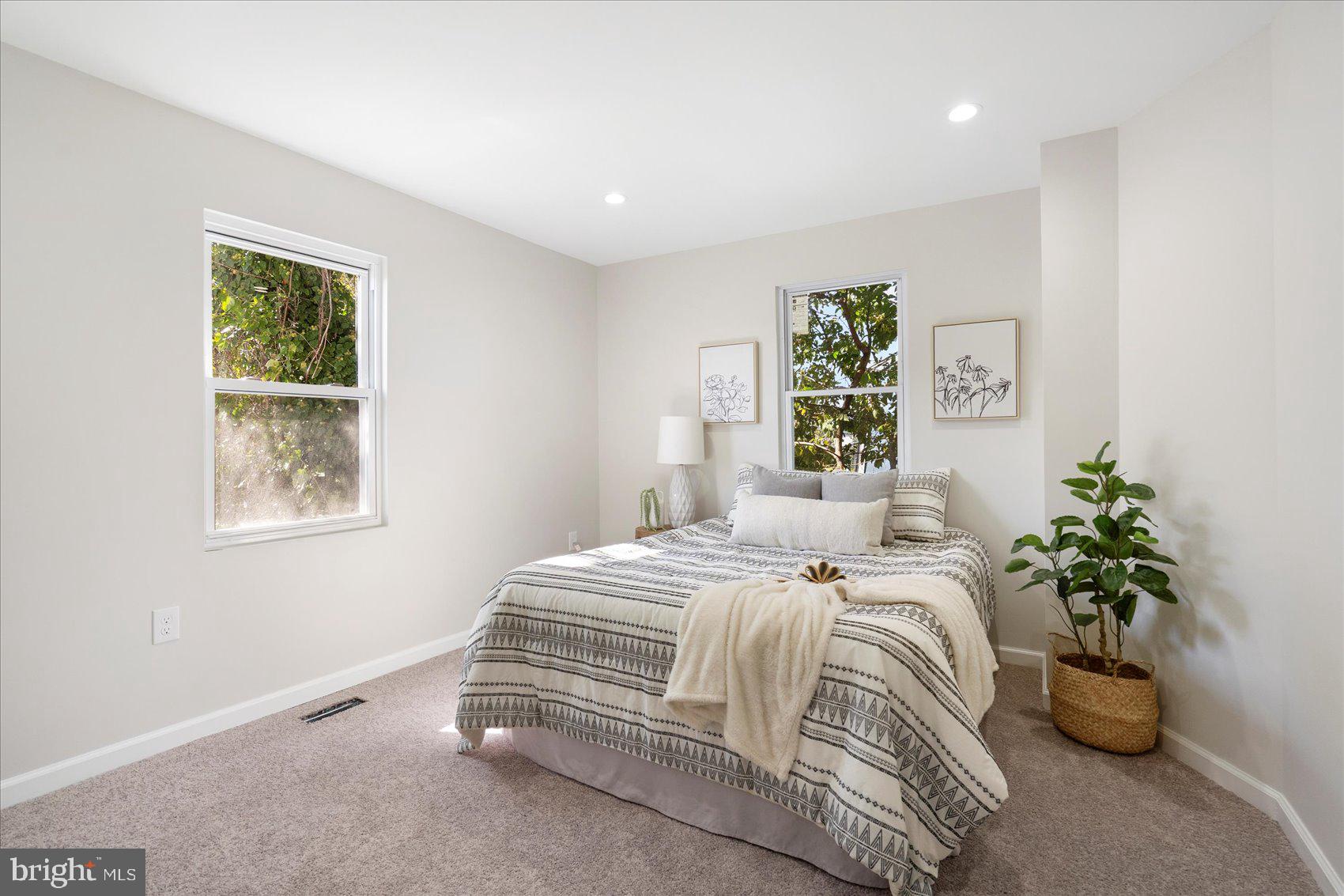 5218 Cuthbert Avenue Baltimore, MD 21215 - Photo 15 of 39