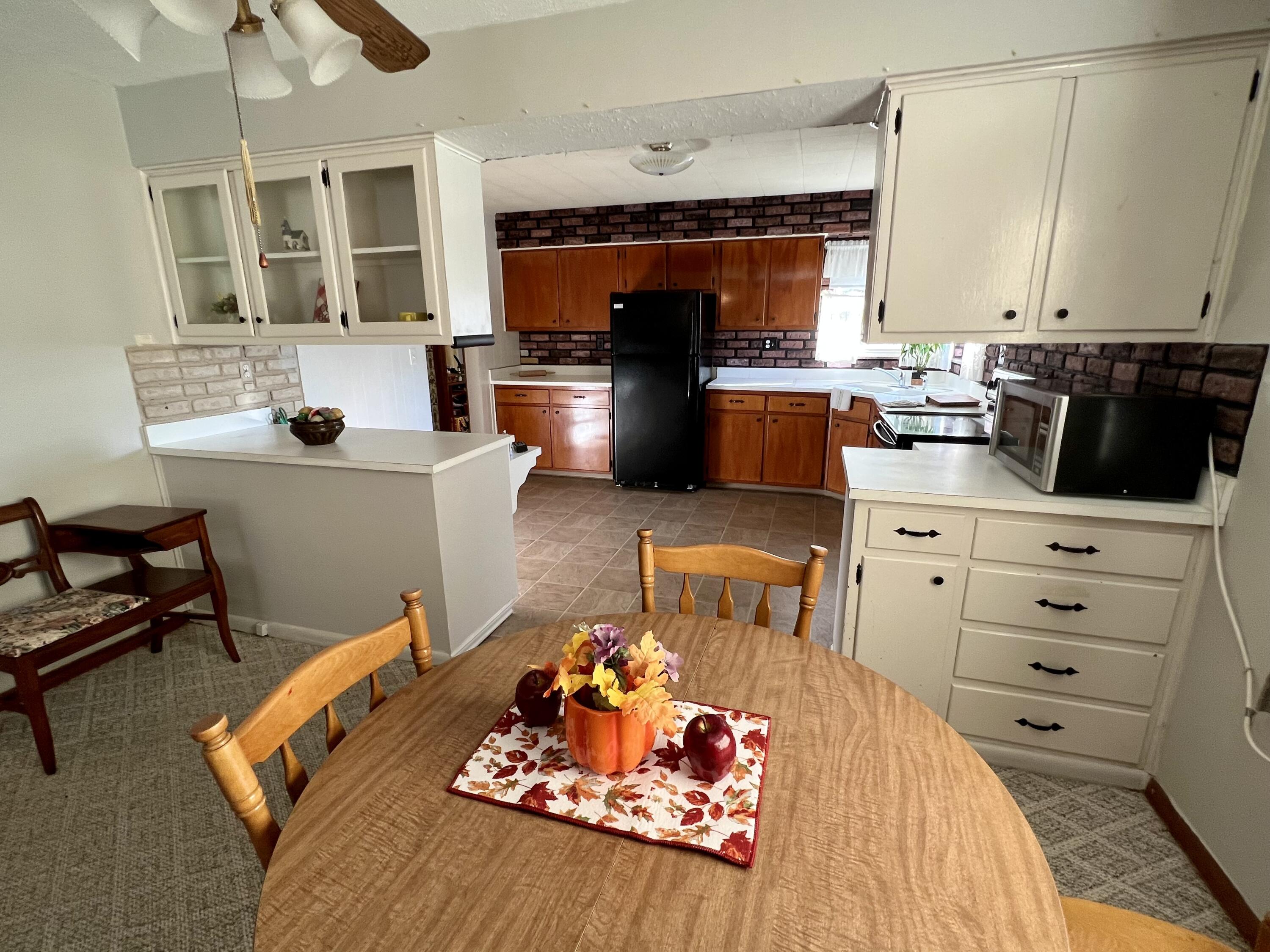 4212 Upper Valley Springfield, OH 45502 - Photo 10 of 40