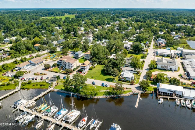 $47,000 | 516 Water Street, Unit B8, Oriental, NC 28571