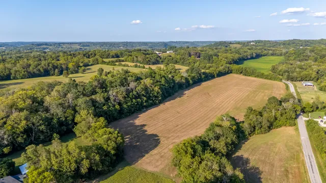 $475,300 | 0 Craig Bridge Road, Williamsport, TN 38487