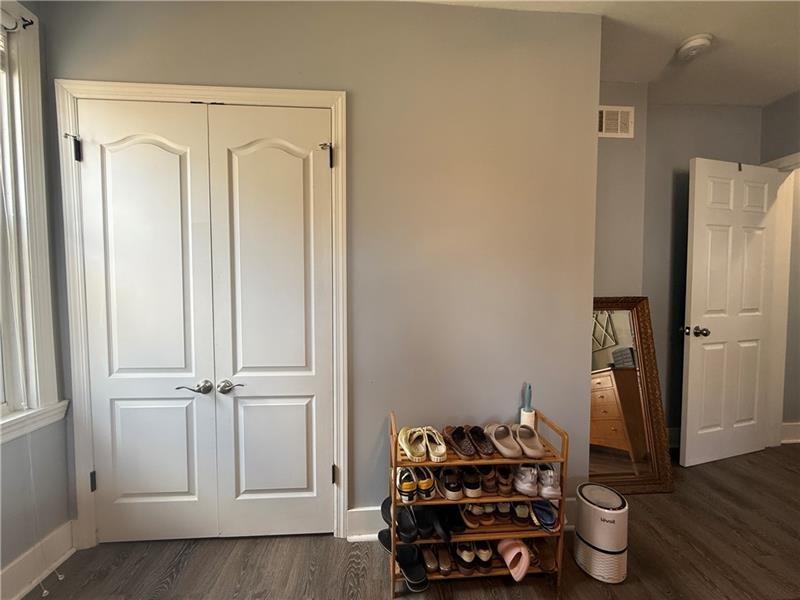 907 Spring Way Pittsburgh, PA 15215 - Photo 40 of 45 Gallery Image 40