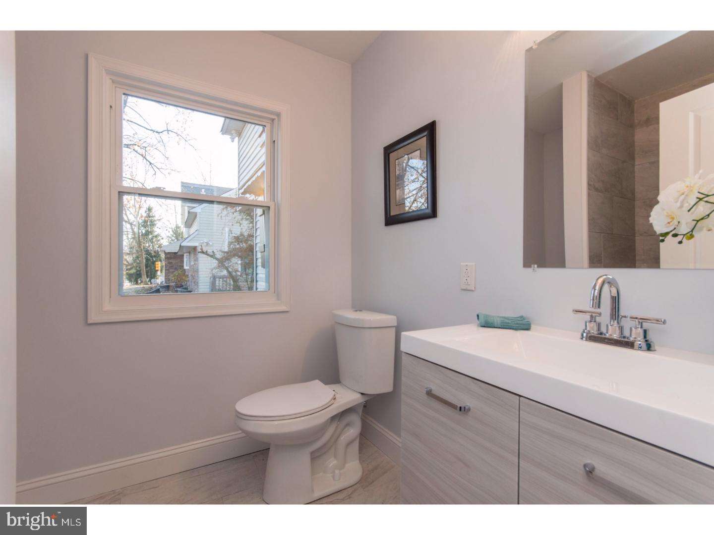 9302 Academy Road Philadelphia, PA 19114 - Photo 9 of 20 Gallery Image 9