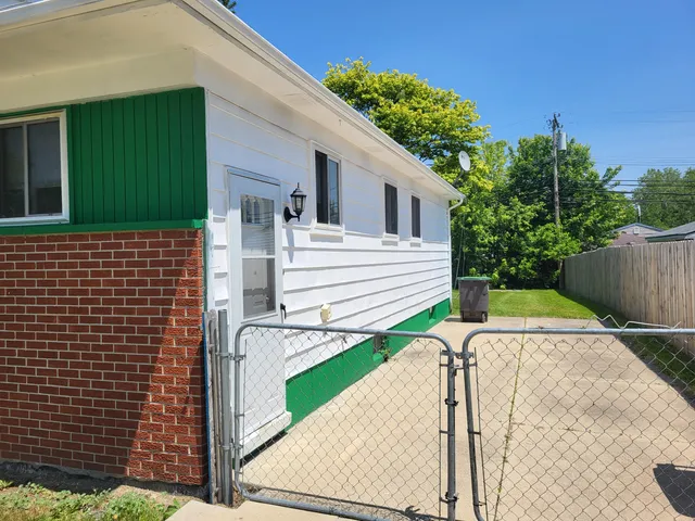 $150,000 | 13753 McGuire Street, Taylor, MI 48180