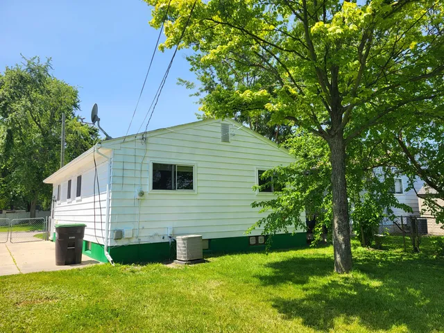 $150,000 | 13753 McGuire Street, Taylor, MI 48180