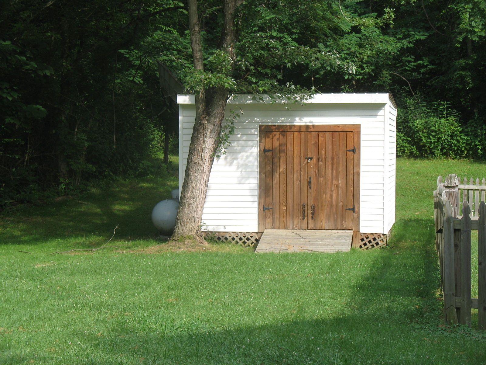 340 Willow Spring Road Troutville, VA 24175 - Photo 23 of 24 shed