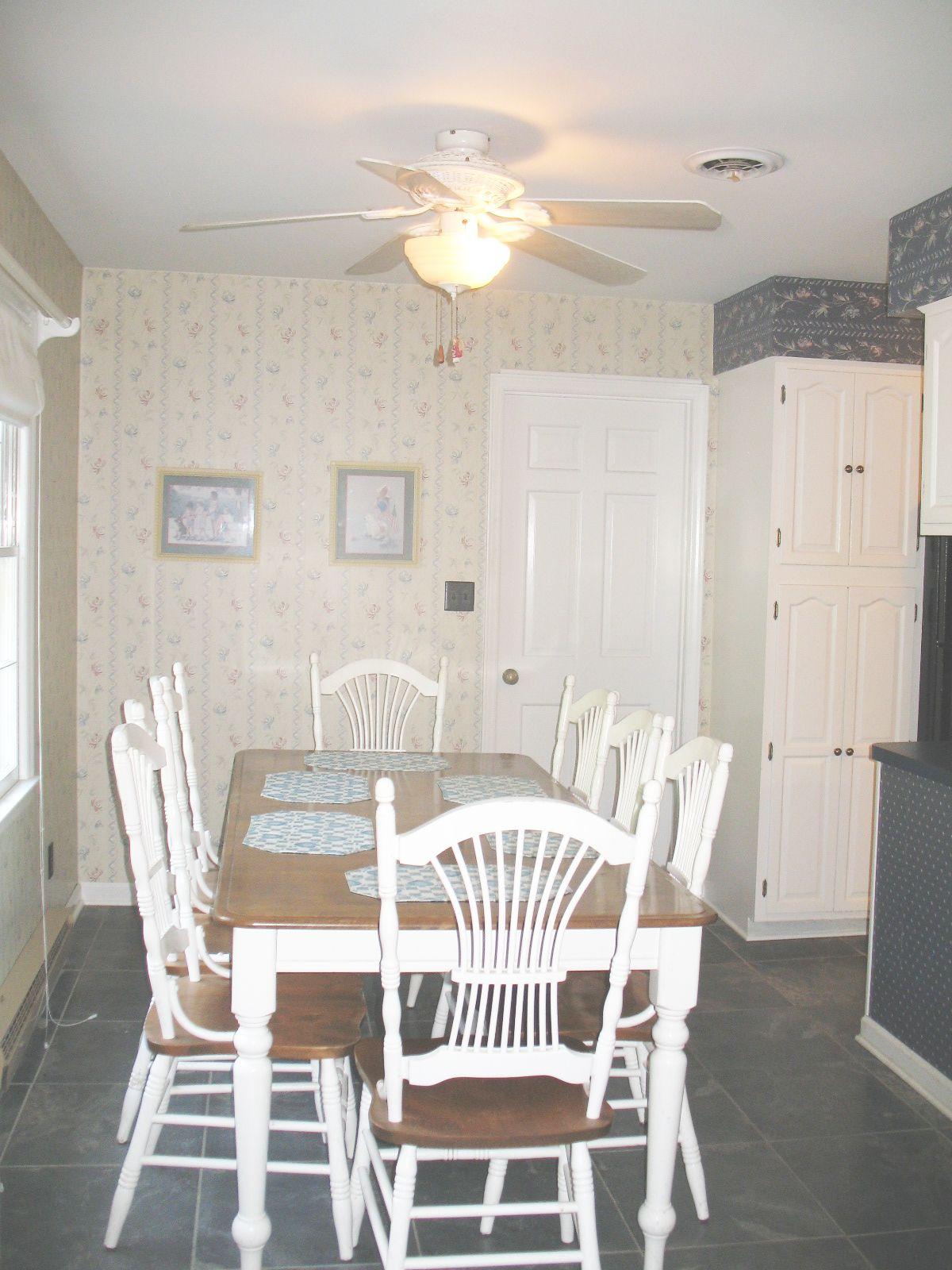 340 Willow Spring Road Troutville, VA 24175 - Photo 5 of 24 breakfast area 1