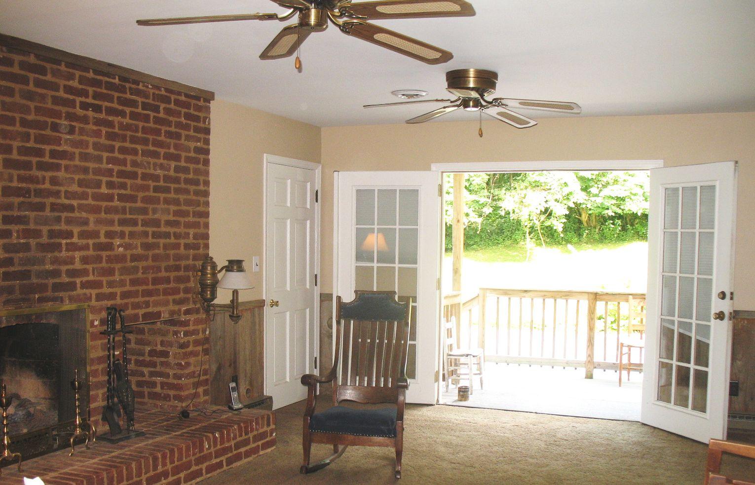 340 Willow Spring Road Troutville, VA 24175 - Photo 7 of 24 family room