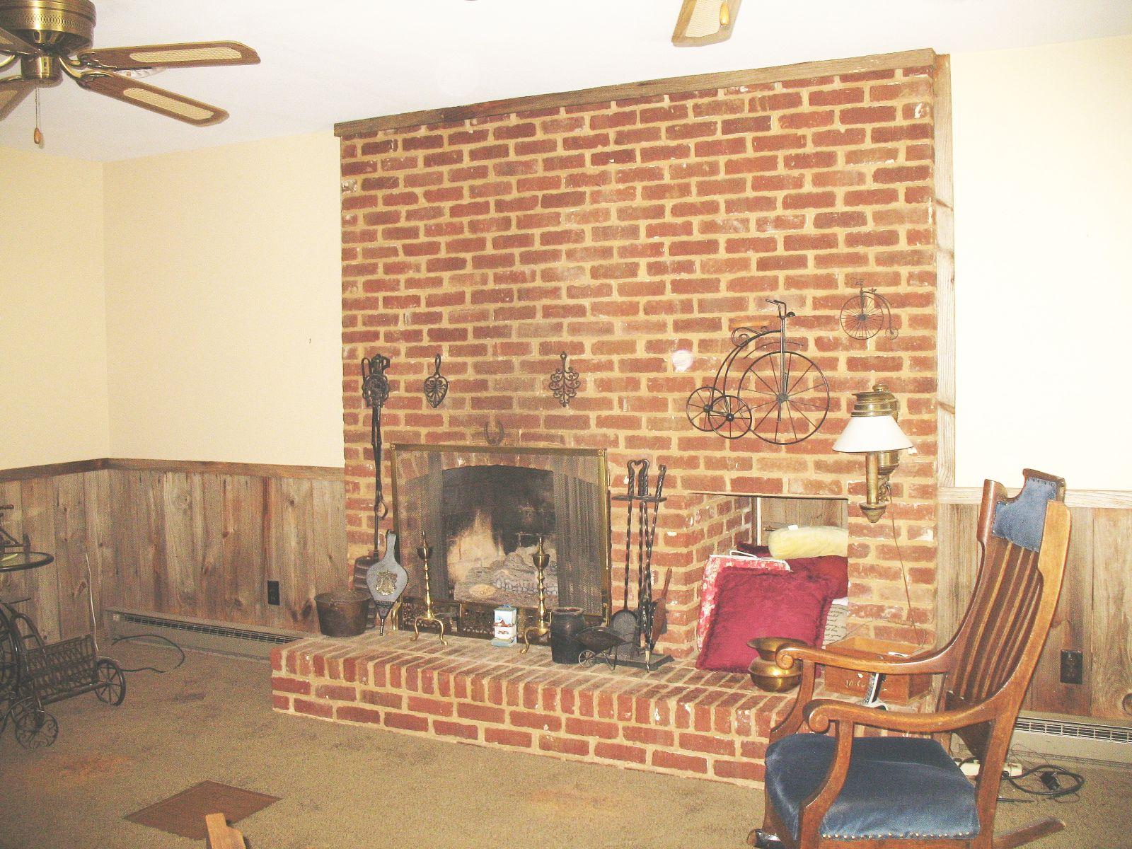 340 Willow Spring Road Troutville, VA 24175 - Photo 8 of 24 family room