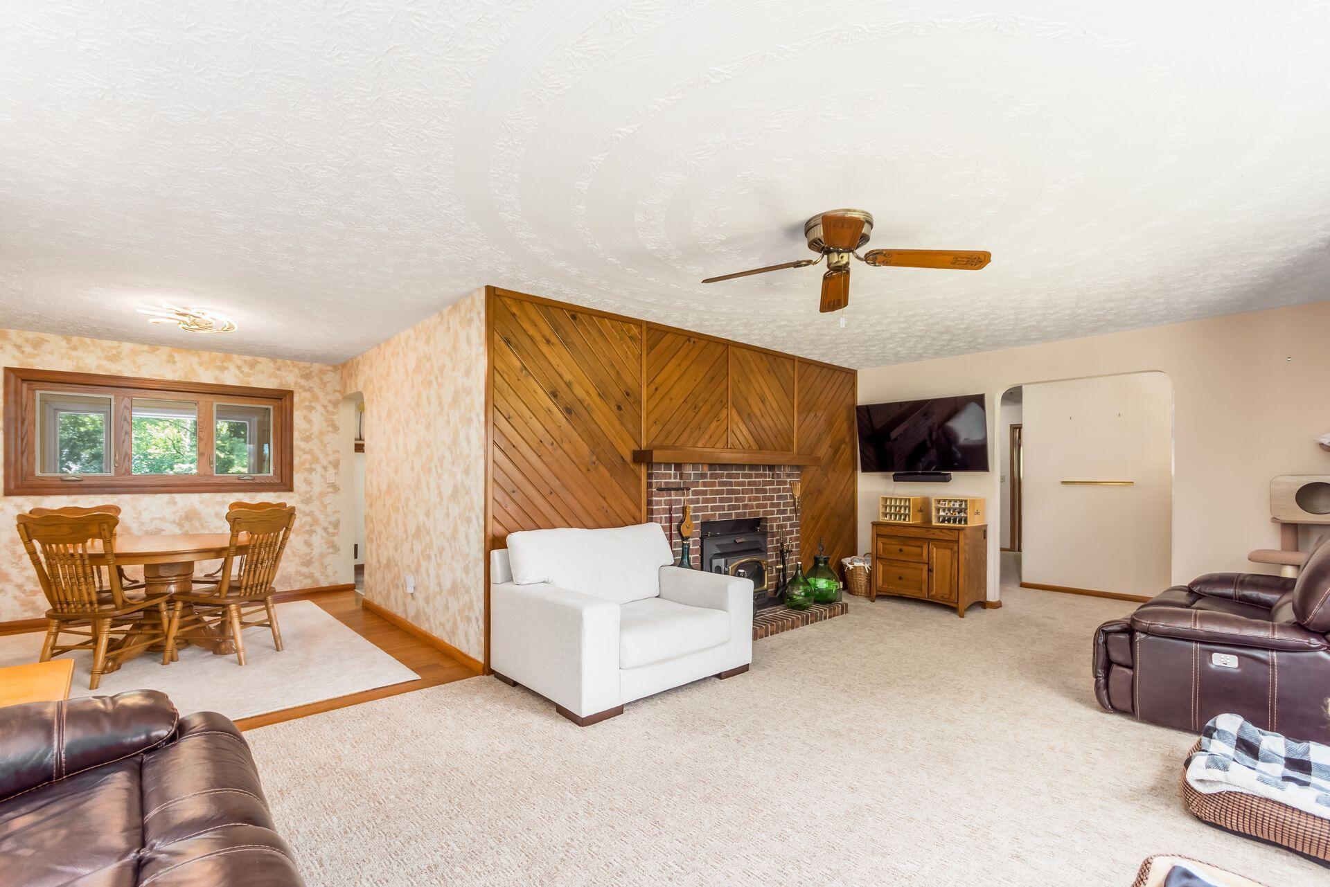 2275 Gardner Road Galloway, OH 43119 - Photo 8 of 38 10_2275 Gardner Rd, Galloway, OH 43119,