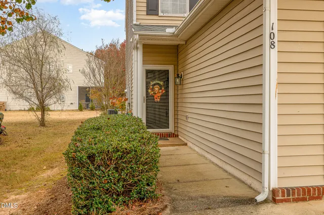 $1,495 | 108 Buchanan Lane, Clayton, NC 27527