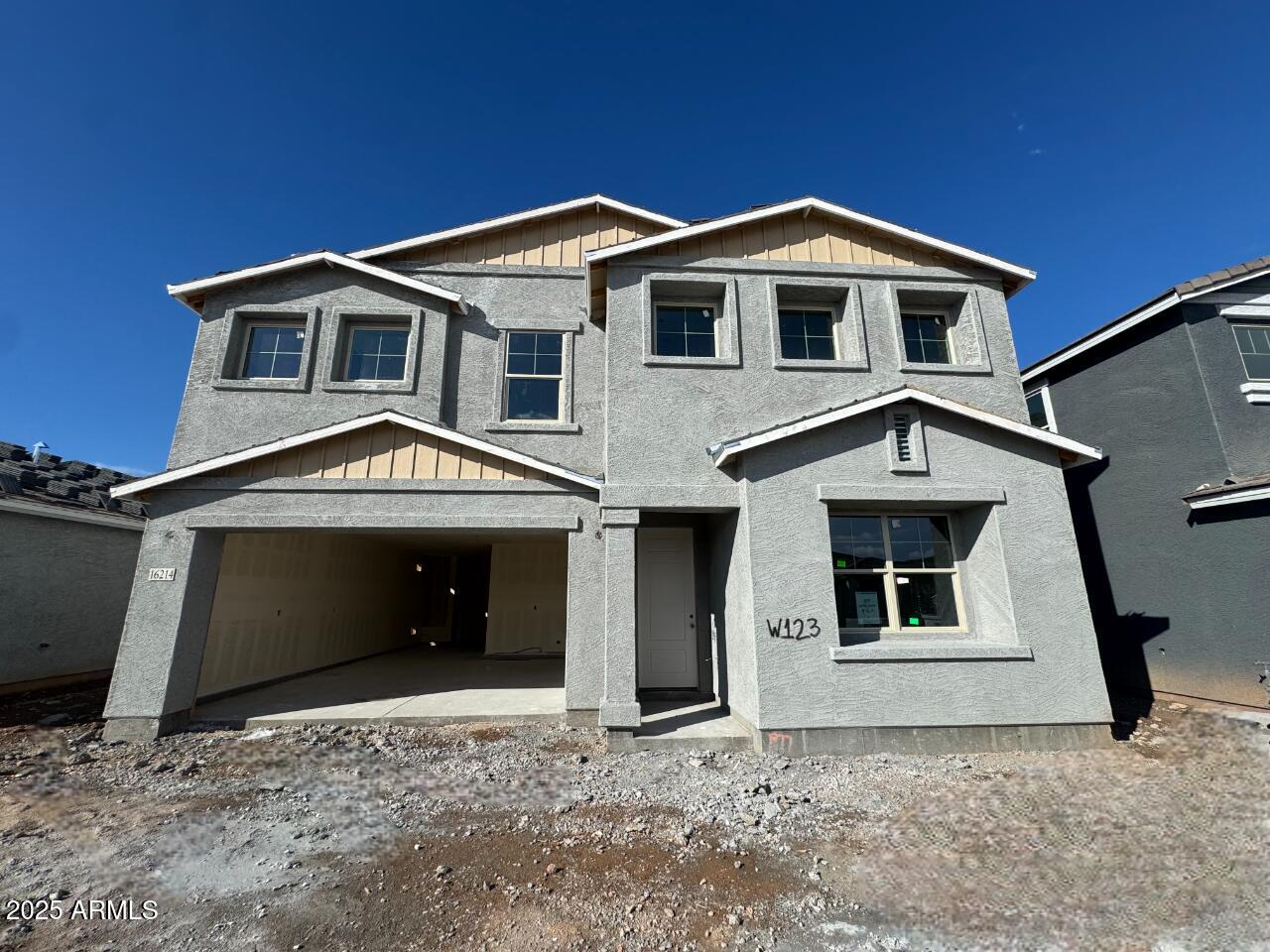 001 exterior