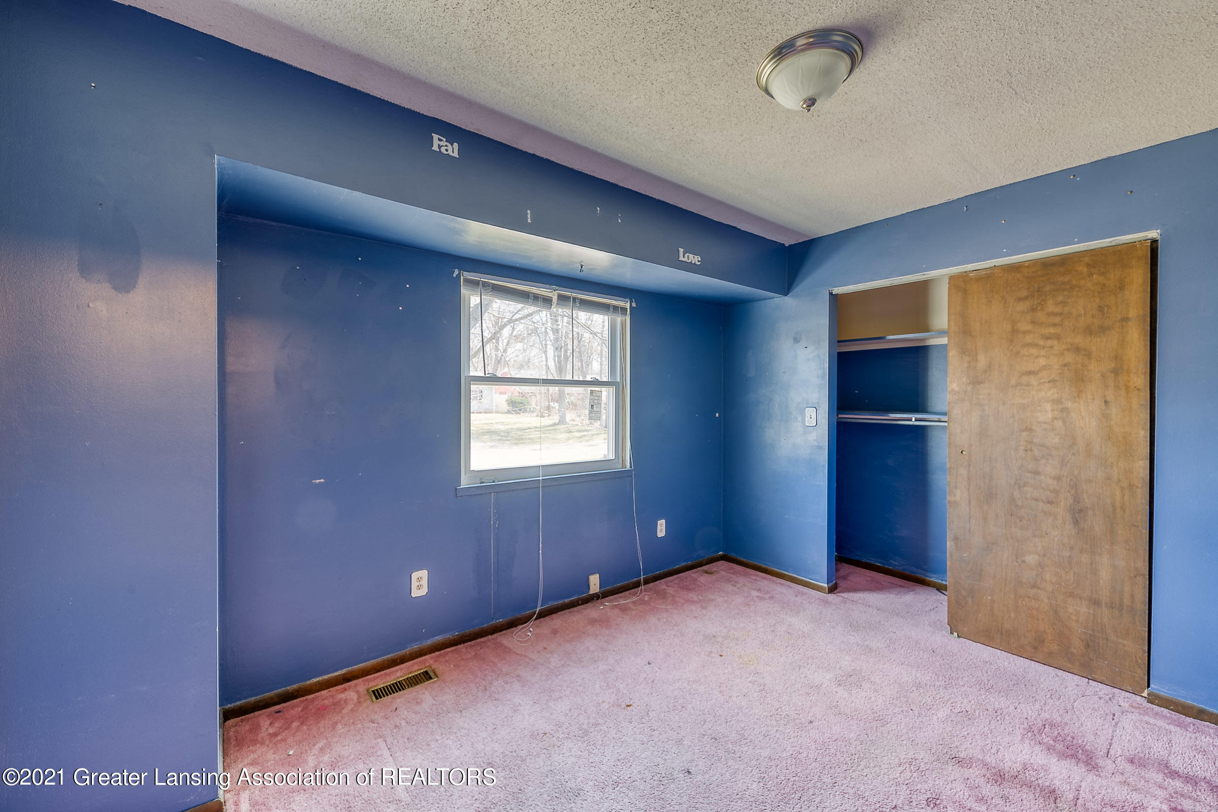 6408 Sommerset Road Lansing, MI 48911 - Photo 11 of 41 DSC_8183_8