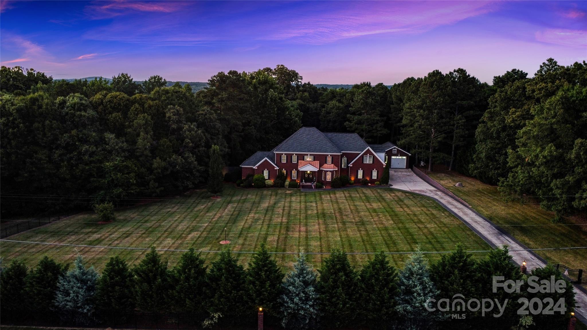 1568 State Rd S-46-27 Clover, SC 29710 - Photo 5 of 48 Gallery Image 5