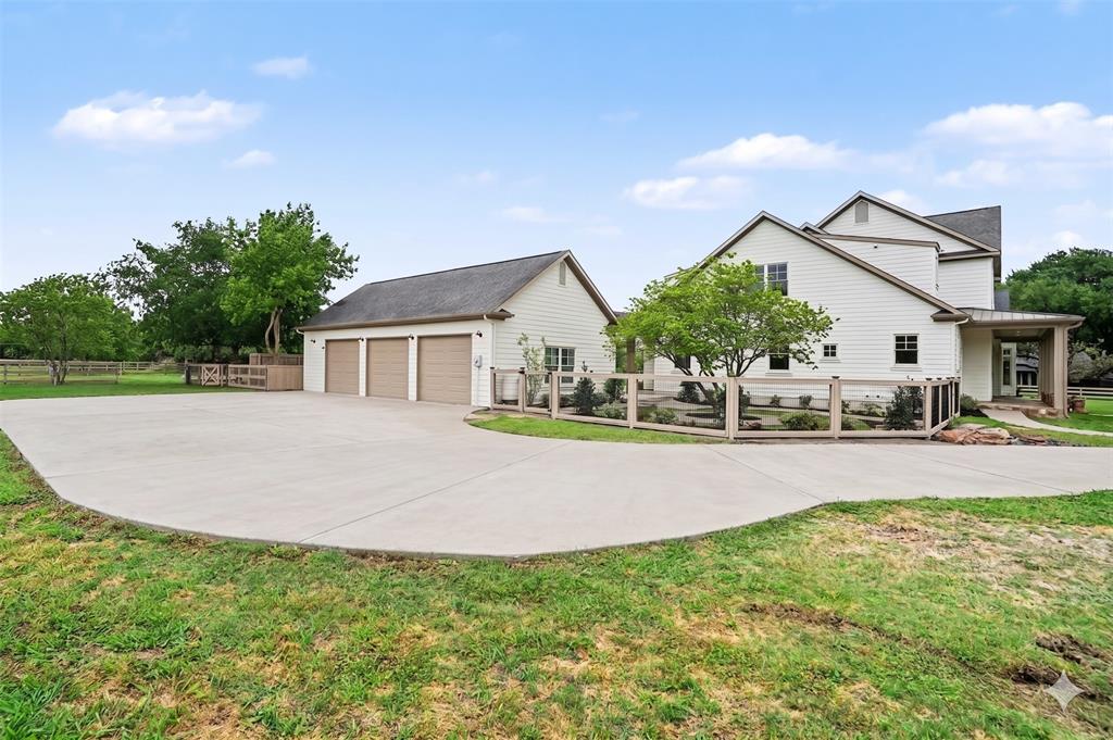 3923 Ranch Estates Circle Plano, TX 75074 - Photo 28 of 32 a swimming pool with outdoor seating and yard