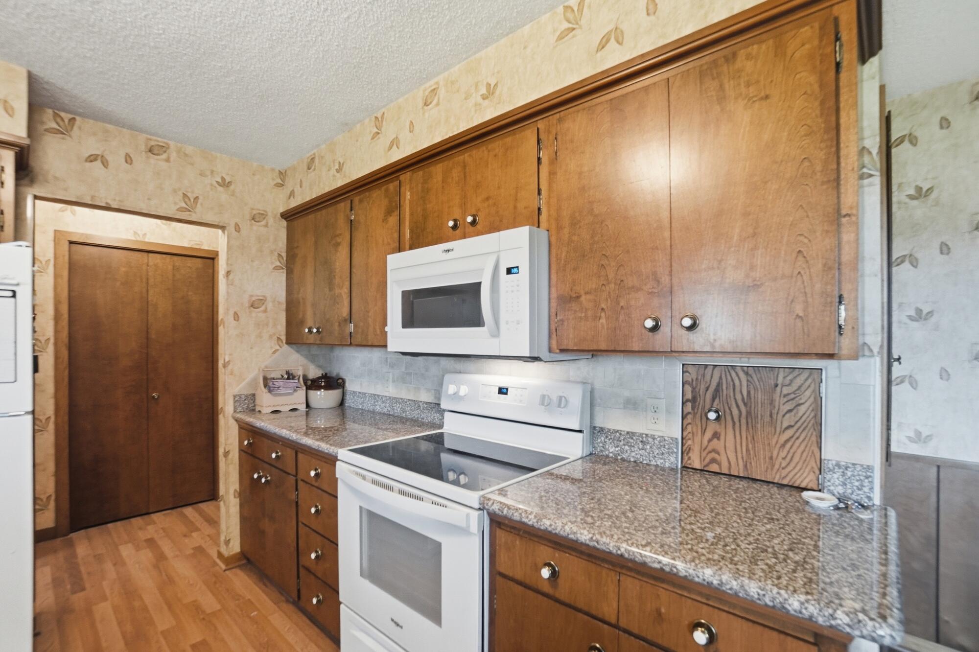 14031 Kohler Road Wapakoneta, OH 45895 - Photo 17 of 60