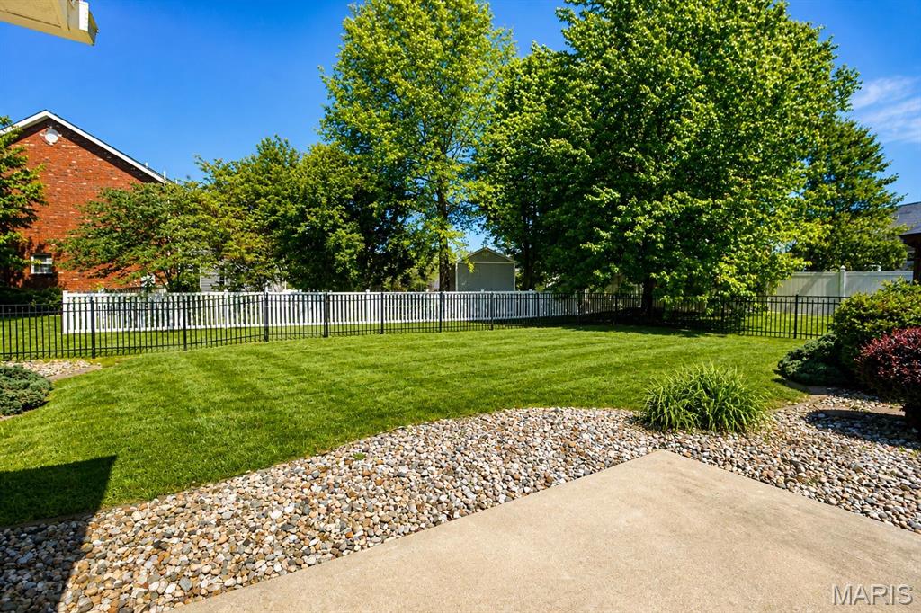 128 Callaway Court O'Fallon, IL 62269 - Photo 8 of 30