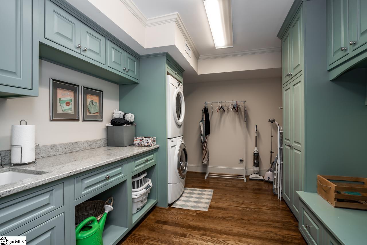 101 Rockingham Road Greenville, SC 29607 - Photo 14 of 35