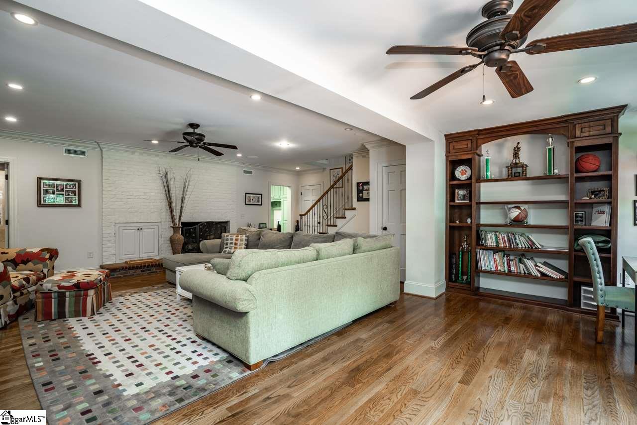 101 Rockingham Road Greenville, SC 29607 - Photo 23 of 35