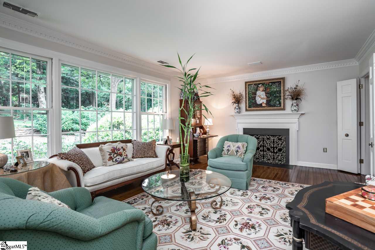 101 Rockingham Road Greenville, SC 29607 - Photo 9 of 35