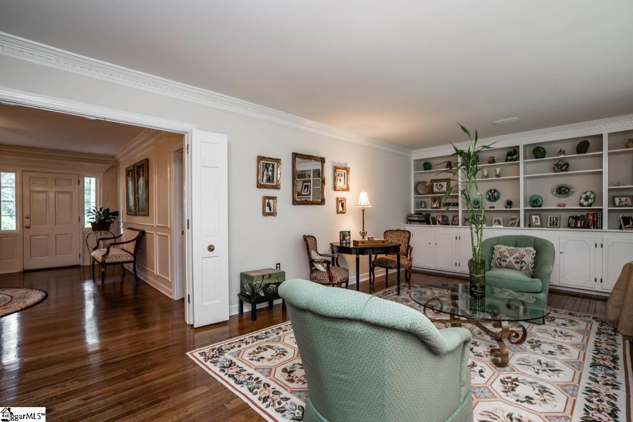 101 Rockingham Road Greenville, SC 29607 - Photo 10 of 35