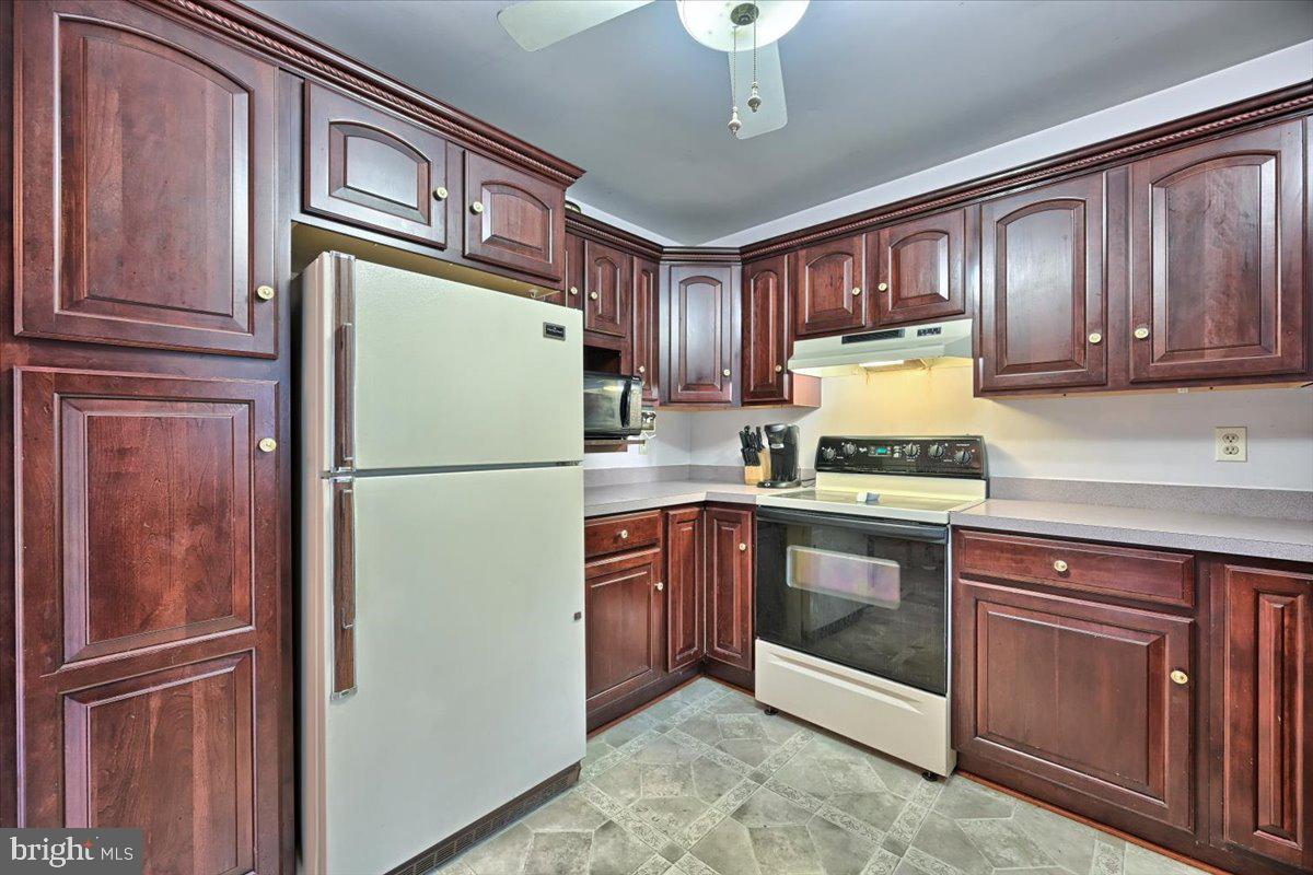 7828 Kiwanis Road Harrisburg, PA 17112 - Photo 6 of 28 Gallery Image 6