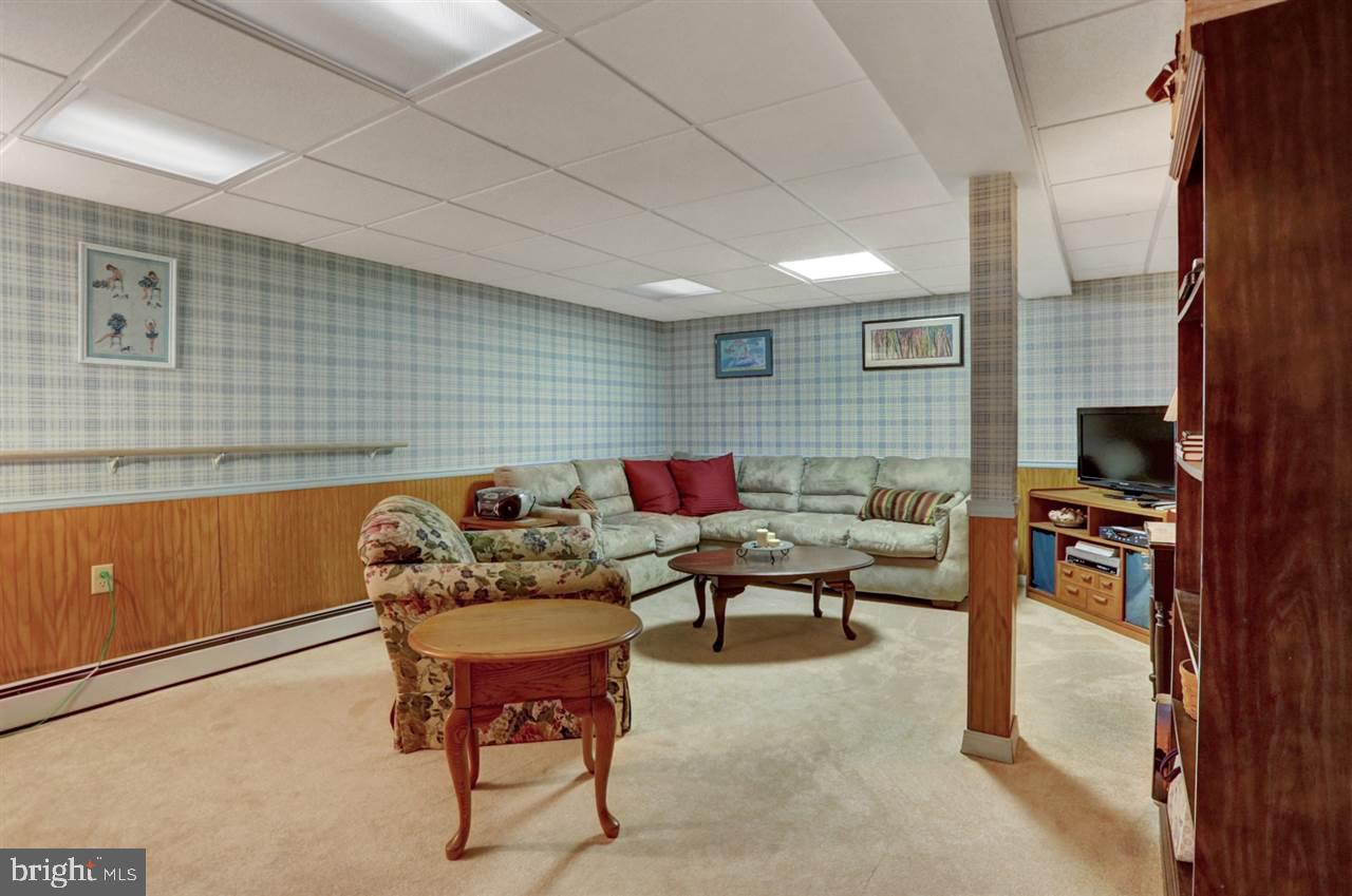 4113 Valley View Road Harrisburg, PA 17112 - Photo 17 of 21 Gallery Image 17