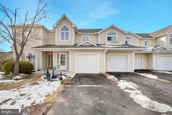 $444,900 | 297 Lakeside Drive, Unit 71D, Lewes, DE 19958