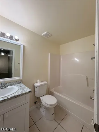 $1,395 | 762 Gallo Avenue South, Unit 764, Lehigh Acres, FL 33974