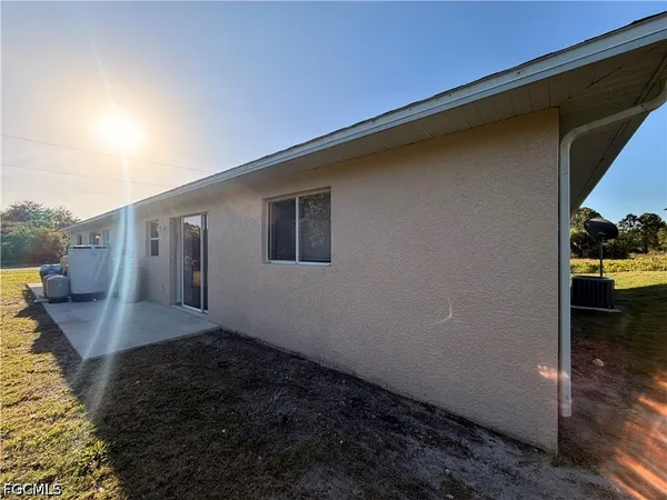 $1,395 | 762 Gallo Avenue South, Unit 764, Lehigh Acres, FL 33974
