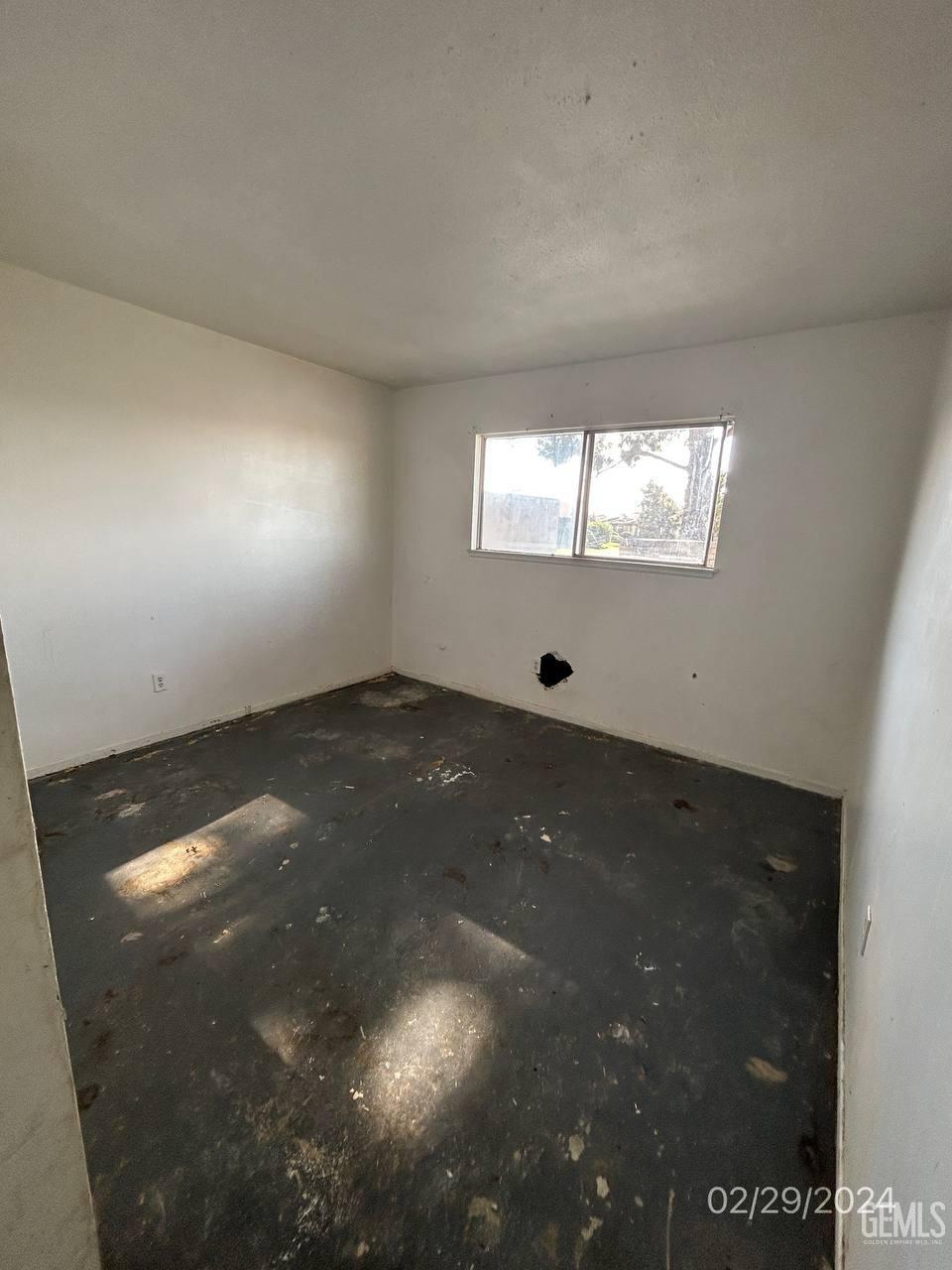 Undisclosed Address Bakersfield, CA 93301 - Photo 5 of 8 a view of room