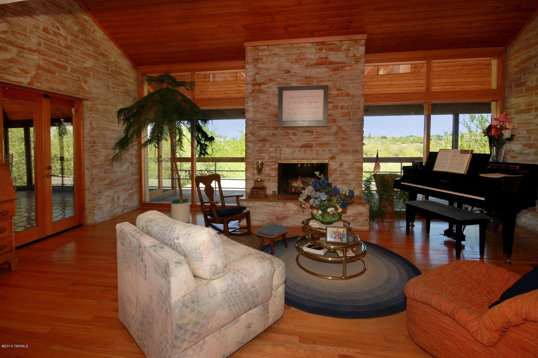 1680 West Sunset Road Tucson, AZ 85741 - Photo 1 of 35 Gallery Image 1