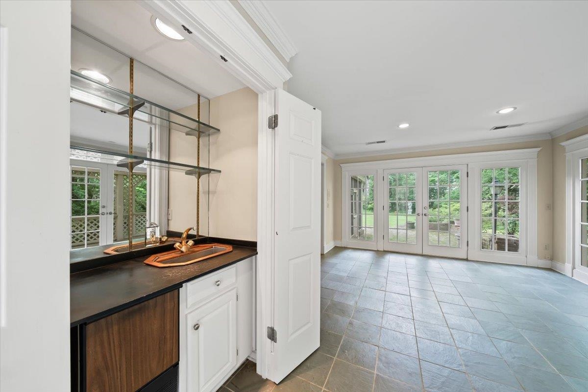 4164 Tuckahoe Road Memphis, TN 38117 - Photo 12 of 38 Gallery Image 12