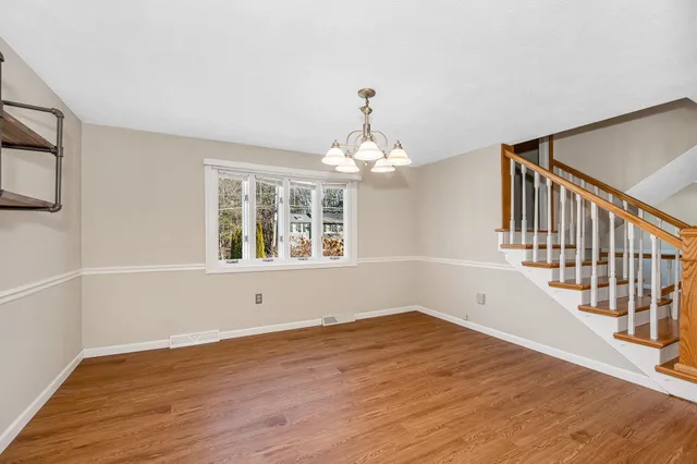 $638,000 | 25 Robinhood Road, Nashua, NH 03062